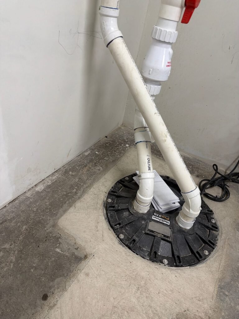 How a Sump Pump Helps with Water Intrusion in a Crawl Space