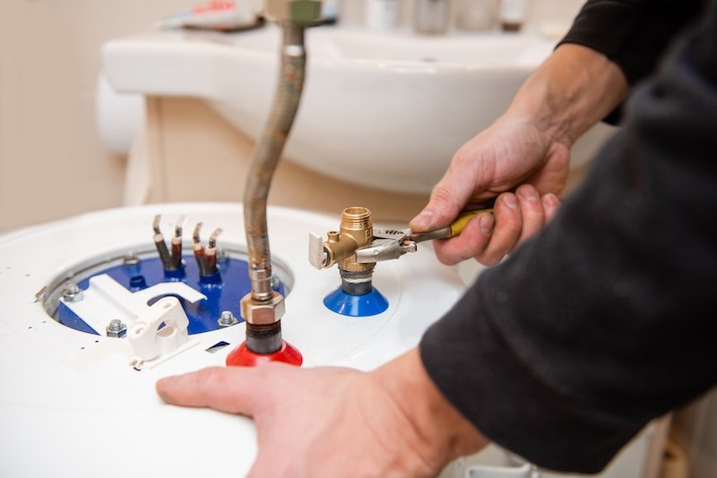 repair a noisy water heater